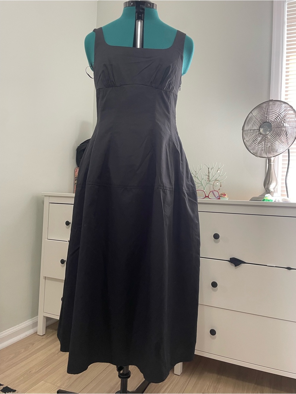 Classic Black Square-Neck Sleeveless Dress